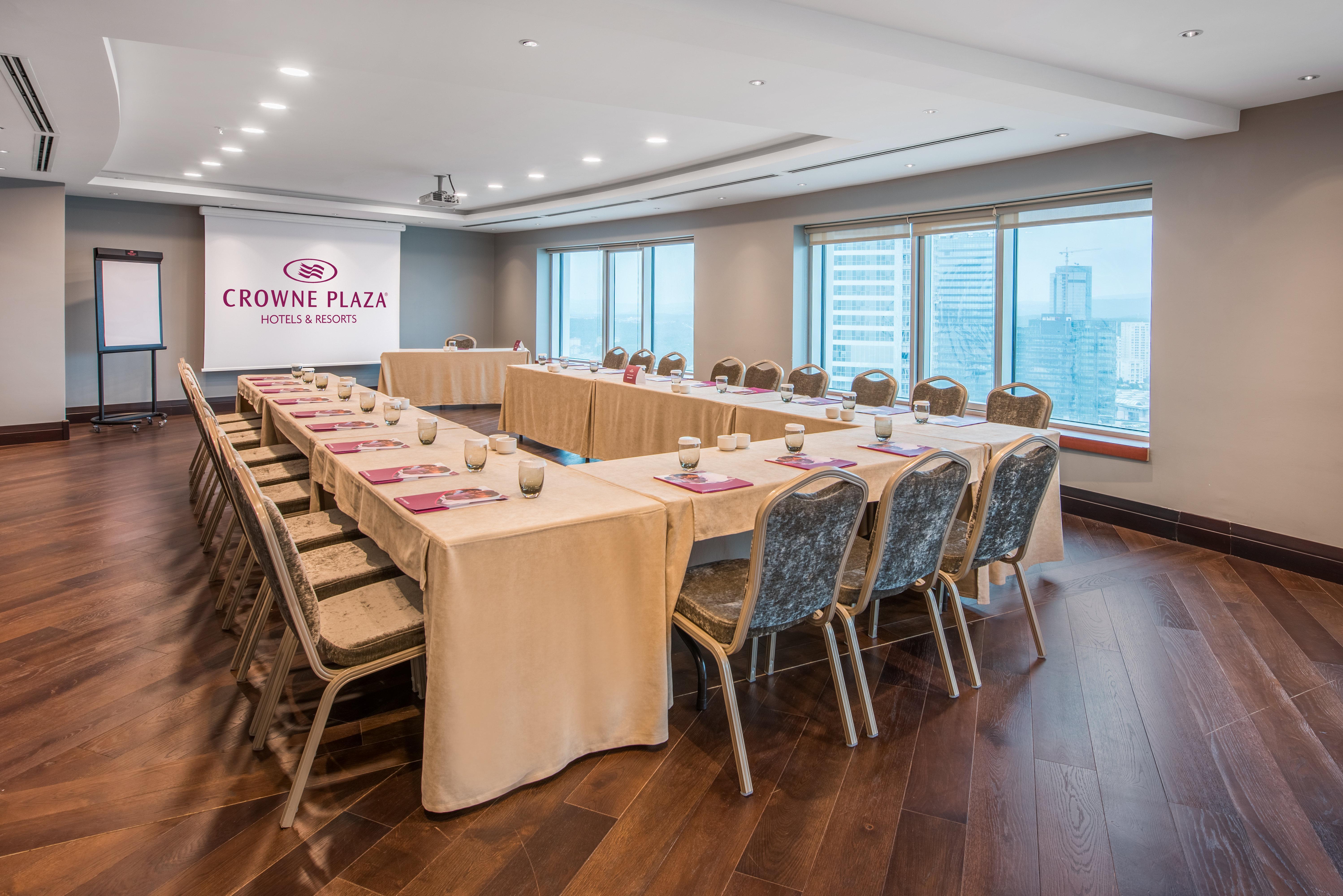 Crowne Plaza Istanbul Oryapark By Ihg Hotel Ngoại thất bức ảnh