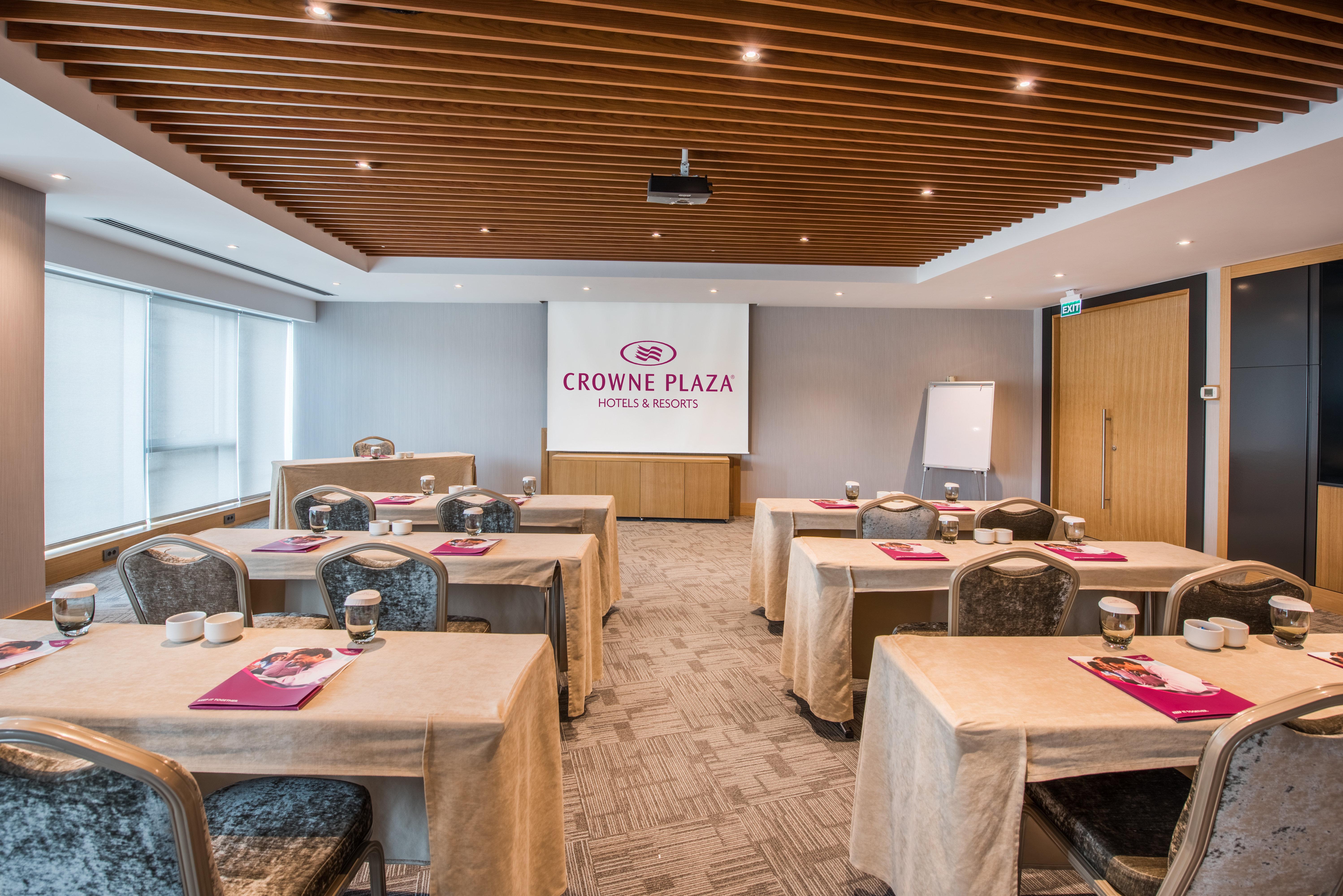 Crowne Plaza Istanbul Oryapark By Ihg Hotel Ngoại thất bức ảnh