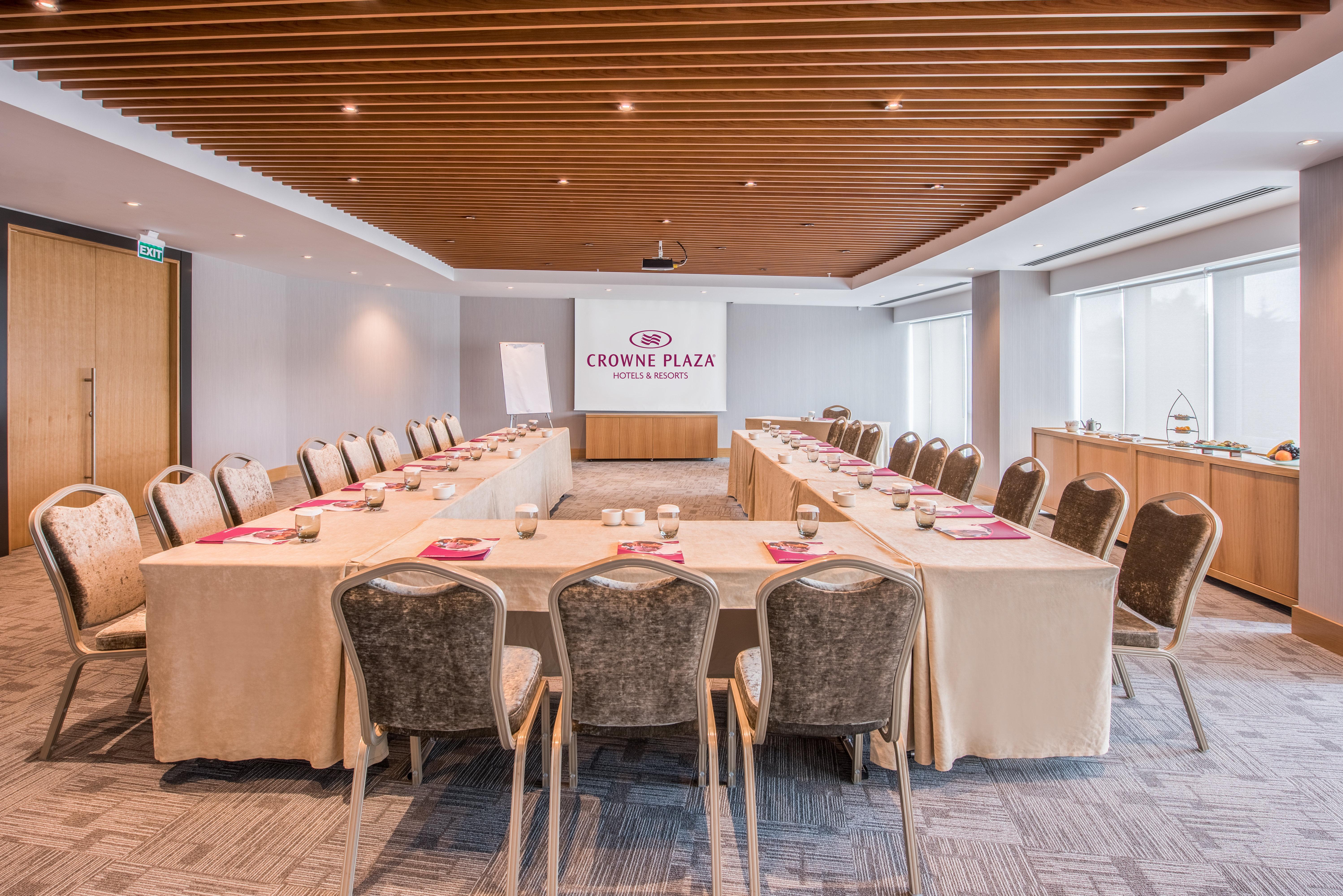 Crowne Plaza Istanbul Oryapark By Ihg Hotel Ngoại thất bức ảnh